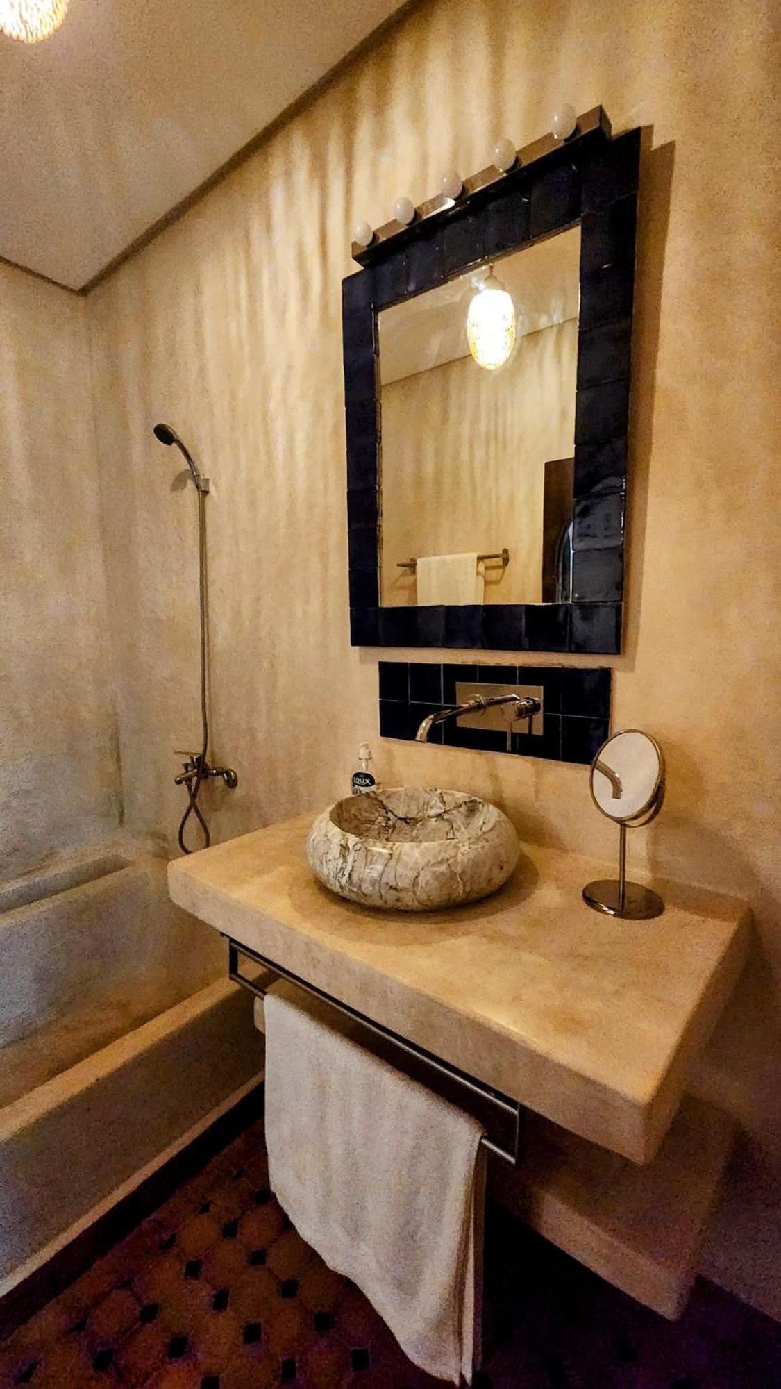 Riad Lily Рабат Екстериор снимка